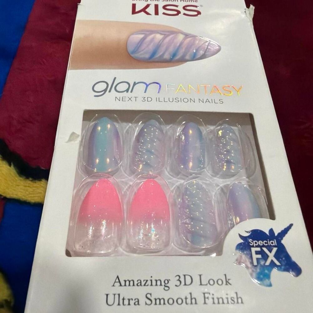 multi Nails
